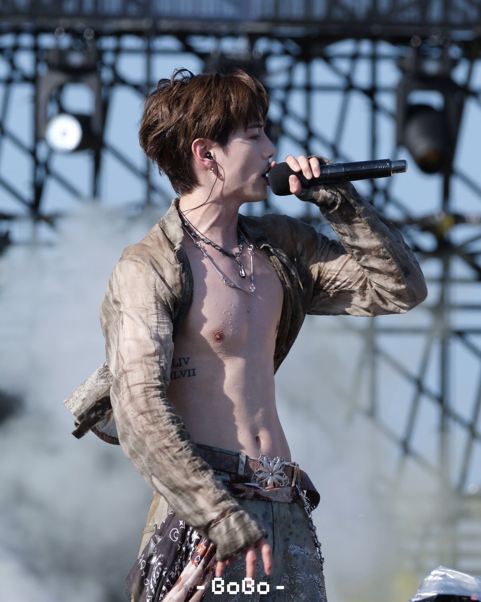 AumYaowalack's tweet image. รูปดีมาก เขินทุกสิ่งอย่าง😭😭😭😭😭

MARK TUAN IN MACAO
#MARKTUANxWATERBOMBMACAO
#MarkTuan