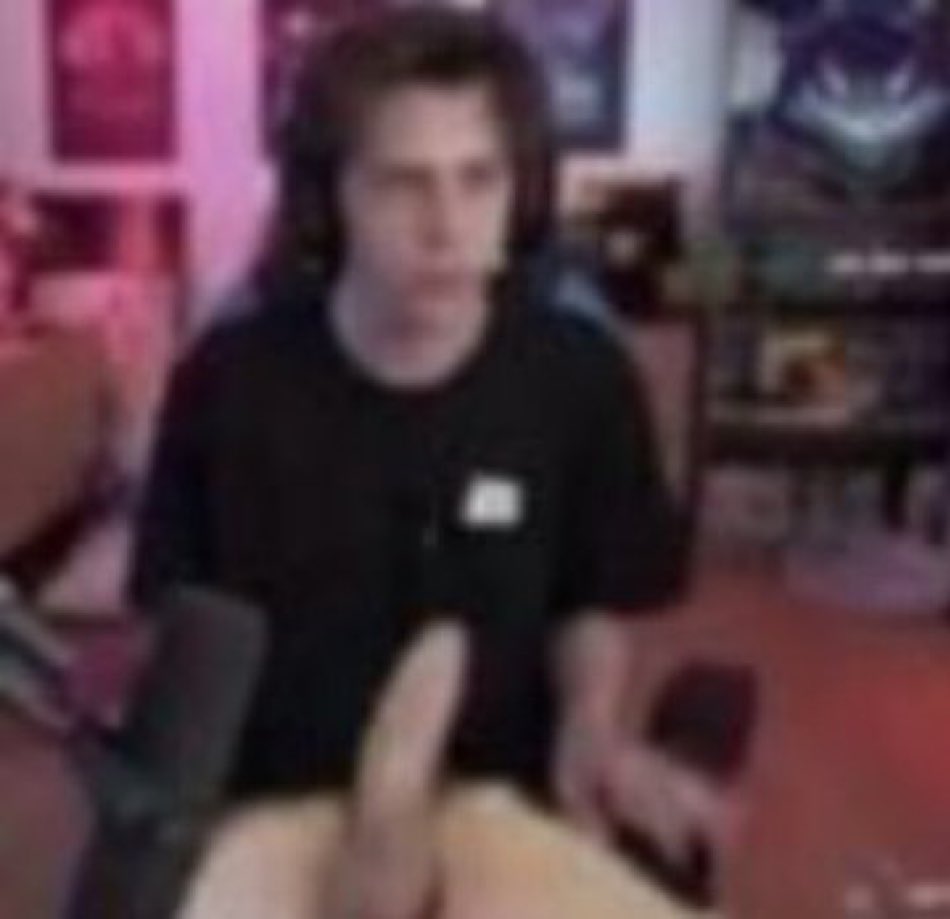 llevo a mi viejo a casa

mi novia en el living: