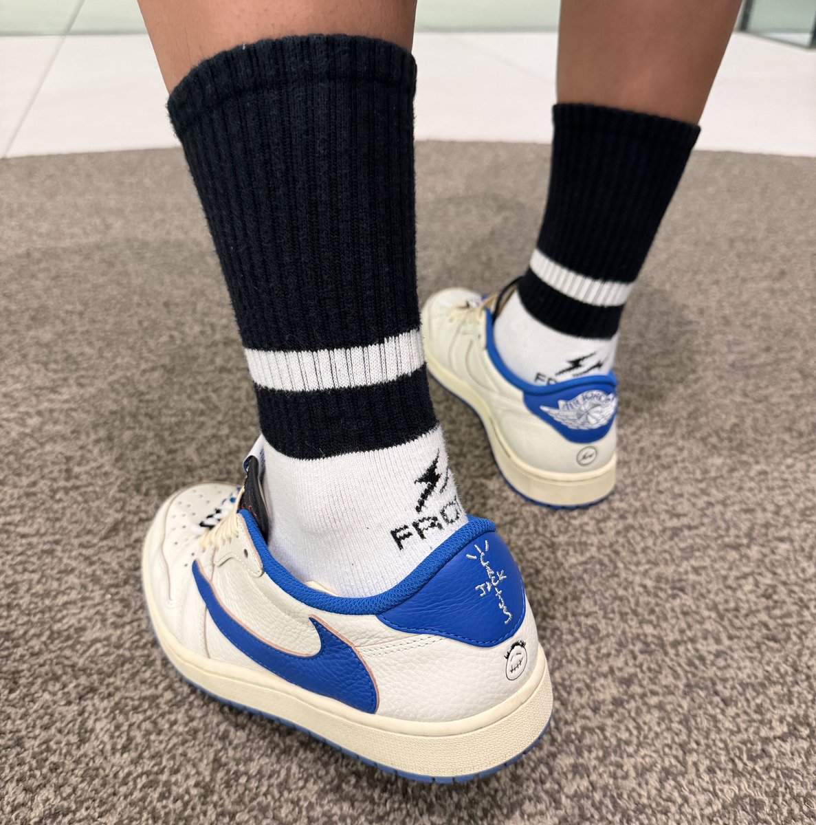 shumizaemon's tweet image. 僕のInstagramで

Travis FRAGMENTのプレゼント企画が

スタートしたよ🙂

instagram.com/reel/DQyxlxVk0…