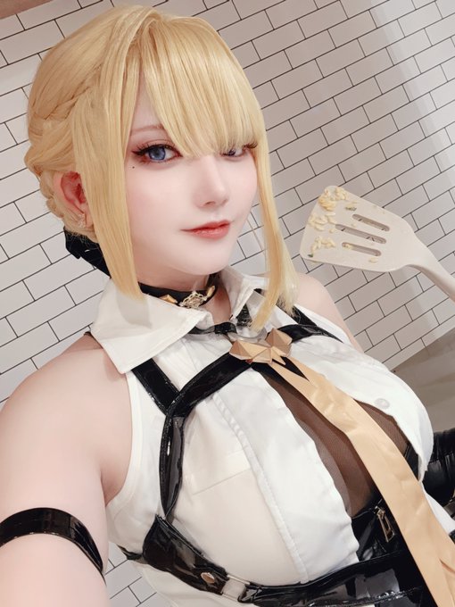 コスプレイヤーくれのTwitter画像18