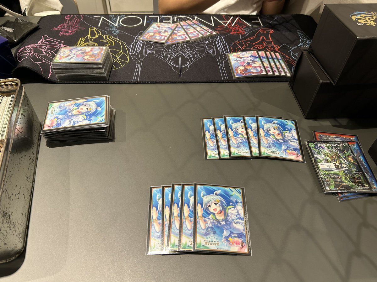 なんだこの…なに？
(デュエマですシャドバじゃないです)