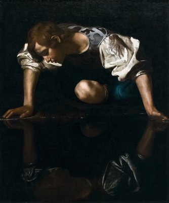 Caravaggio / Narcisse ou la lumière close

Il se penche, non pour se contempler, mais pour comprendre.
Sous sa main, le monde vacille comme un souffle piégé dans l’eau.
Rien ne distingue le visage du reflet ; déjà la lumière les confond.

Caravaggio ne peint pas un mythe : il