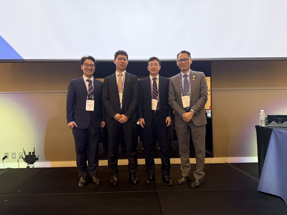 Jiapeng Huang tweet media