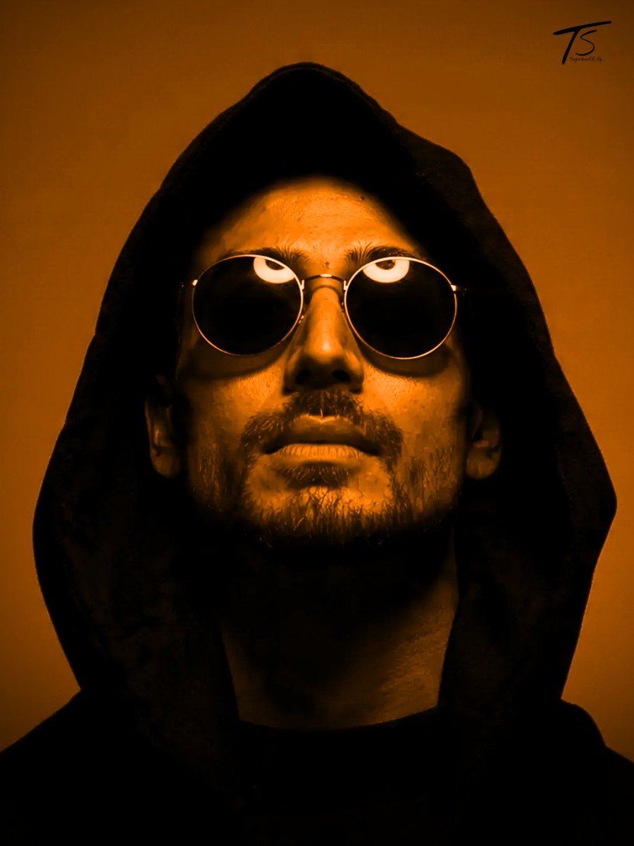 vishhh_al's tweet image. ONE MAN ARMY 💥
#TigerShroff