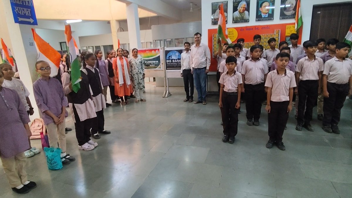 IPLab_Rajkot's tweet image. Young voices echoed #VandeMataram at the @OVSRCSC &amp;amp; @IPLab_Rajkot ! 🇮🇳

Students of Jay Vijay School, #Rajkot celebrated #VandeMataram150 of the iconic song &amp;amp; took the #Swadeshi Oath — blending #Patriotism with the spirit of #Innovation and #ViksitBharat &amp;amp; #AtmanirbharBharat! 🇮🇳