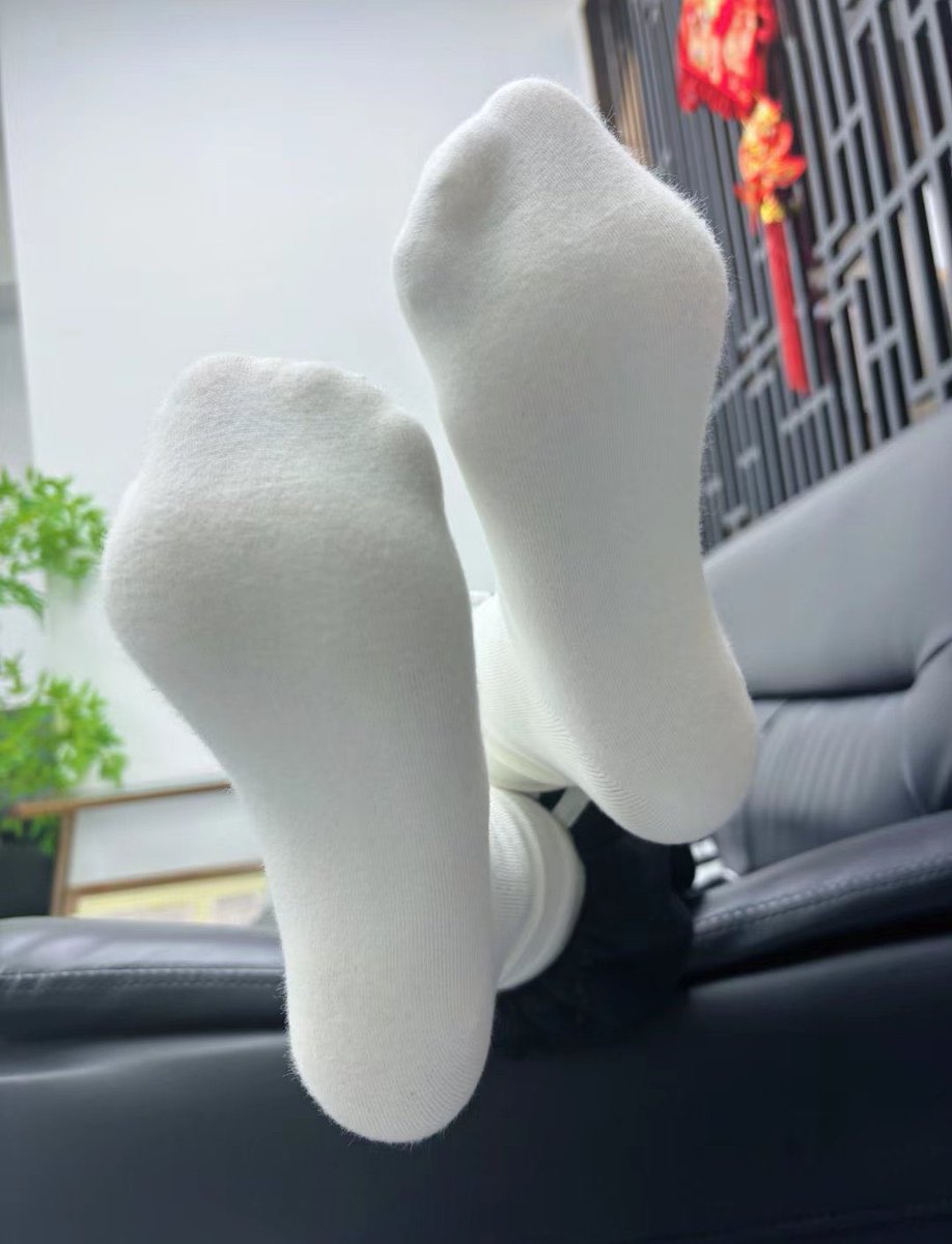 闻我脚底