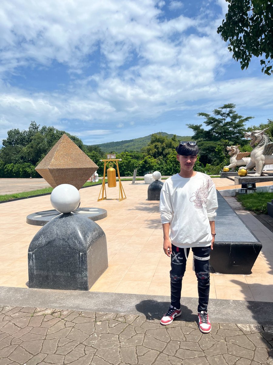 😪⛈️ tweet media