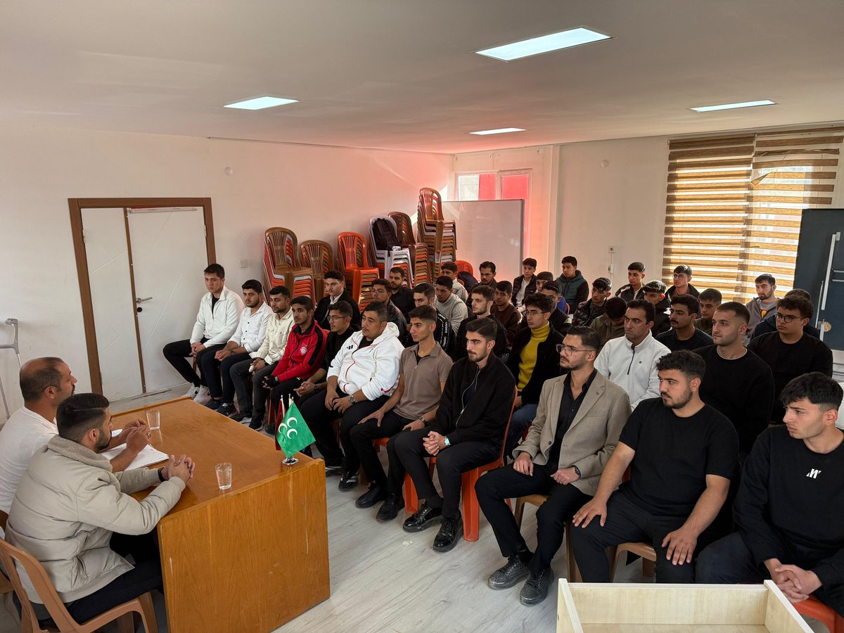 Ülkü Ocakları Malatya İl Başkanlığı olarak gençlerimizin “9 Işık Gelişmecilik ve Halkçılık İlkesi Çerçevesinde Sosyal Devlet Anlayışı -Etkin ve Hızlı Kitap Okuma Yöntemleri (Odak 2023)” konulu haftalık olağan seminerini gerçekleştirdik.

Teşkilatımızın genç Bozkurt’larına