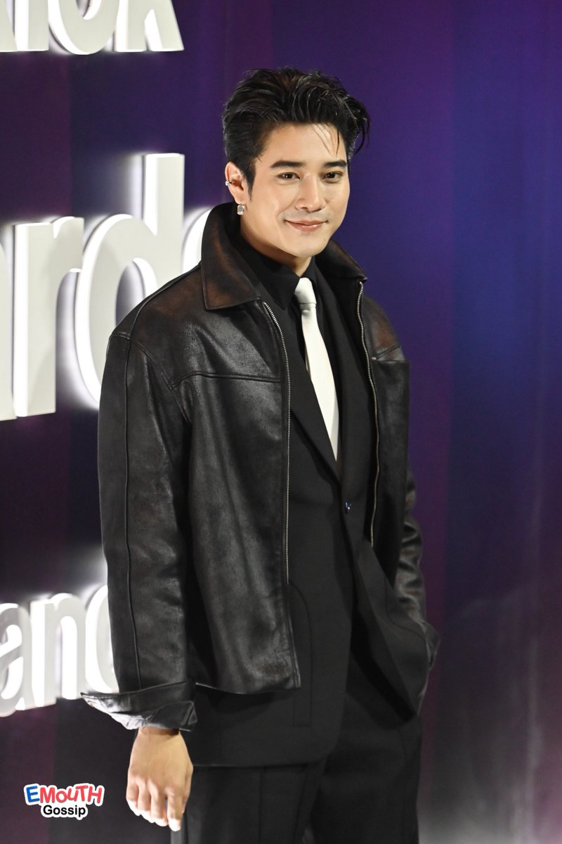 เท่เกินไปมาก !! 🫣 #ยูโรยศวรรธน์ ร่วมเดินพรม ในงาน “TikTok Awards 2025” 🎶✨

EURO TIKTOK NEW ERA
#TikTokAwardsTHxEuro
#TikTokAwardsTH
#Euroyotsawat