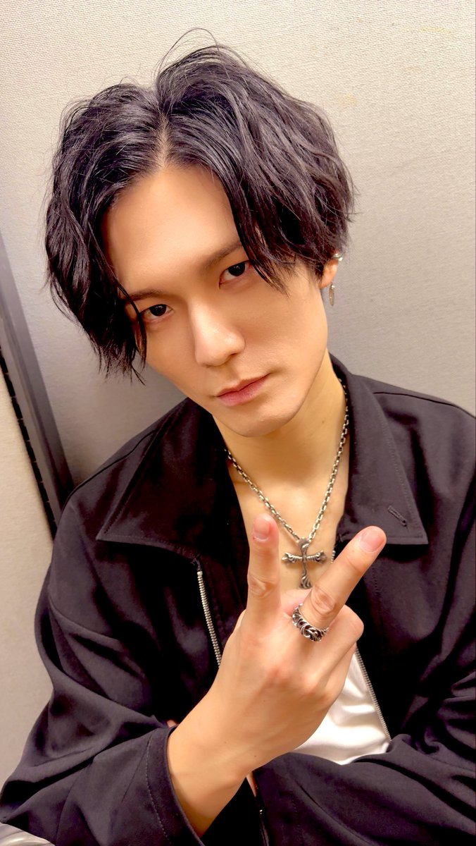 吉祥寺クレッシェンドありがとうございました！

配信アーカイブ
premier.twitcasting.tv/c:crescendo_li…

次回11月22日
本八幡ルート14です💪🏻

チケット
tiget.net/events/438222

配信
twitcasting.tv/route14_live/s…

#蛍光クジラ