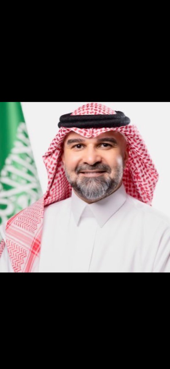 اما انت وقراراتك الفاشله 

وشخصيتك السيئه النادي هاذا مو ملك لك 

النادي ملك جمهوره احنا صناع القرار هنا سوا عجبك ولا ماعجبك كل شخص وثق فيك ووضع الرهان عليك ومنهم انا والله ف اشد الندم