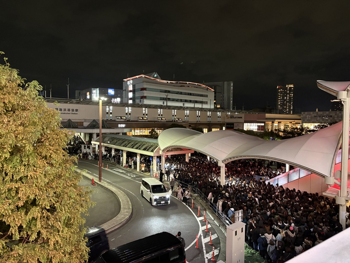 海浜幕張駅えげつないことになってる