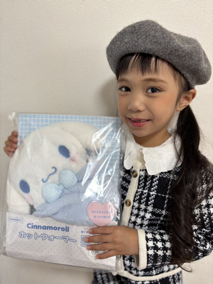 aiai__0224's tweet image. 今日はモデルレッスンでした♡

プレゼント🎁届きました♪
ありがとうございます♡
あたたか〜い🫶早速、今日から
使ってます💖

#CHURROS #あいあい　#広島モデル撮影会