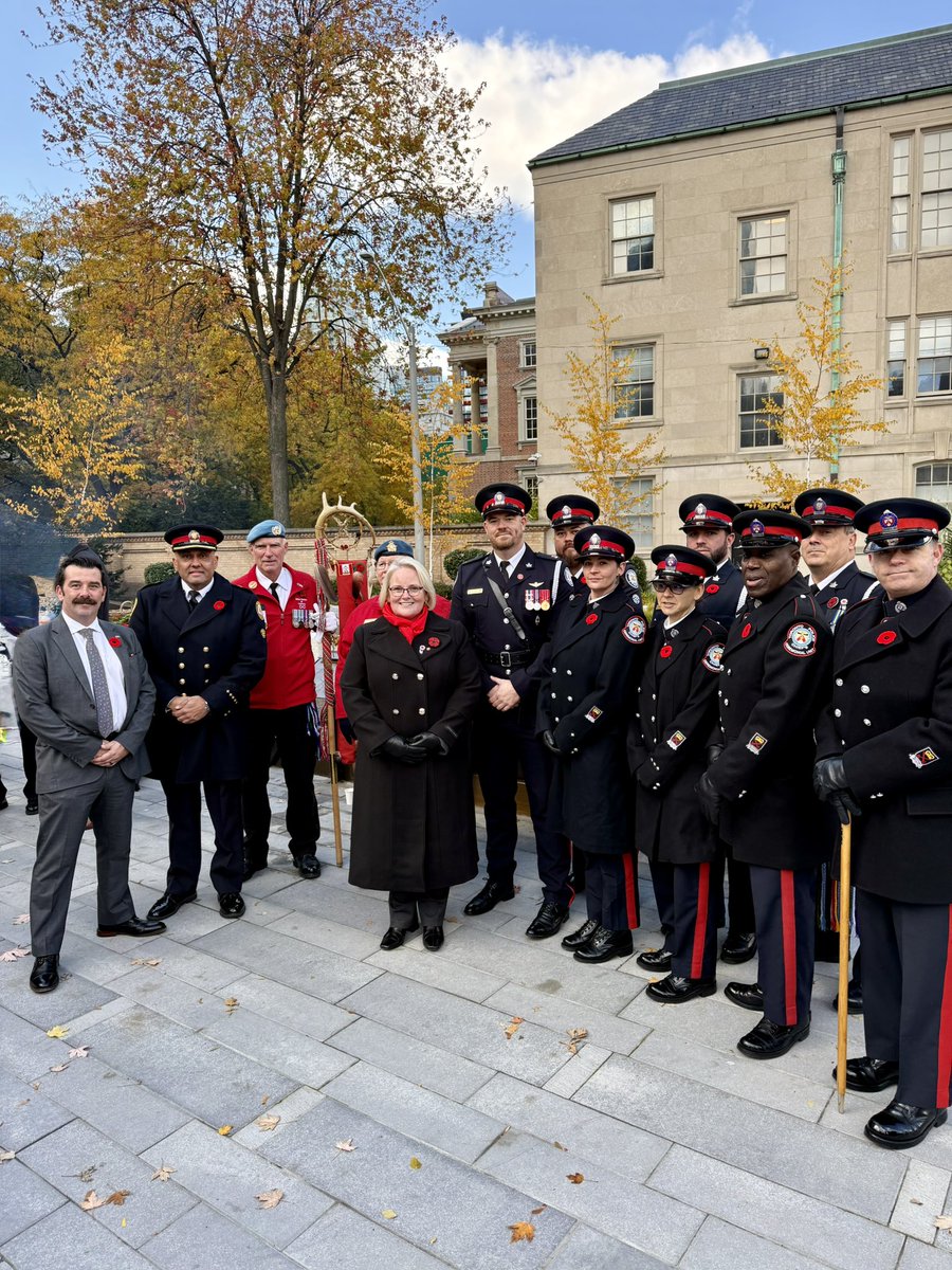 corrigan4u's tweet image. I was honoured today to attend the Indigenous Veterans Day Celebration at City Hall this morning. Thank you to all who attended and our Members who were counted in the veterans who have or continue to serve.   #lestweforget #miigwetch