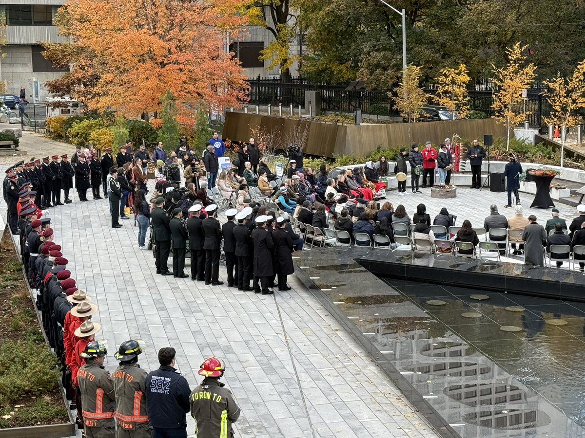 corrigan4u's tweet image. I was honoured today to attend the Indigenous Veterans Day Celebration at City Hall this morning. Thank you to all who attended and our Members who were counted in the veterans who have or continue to serve.   #lestweforget #miigwetch