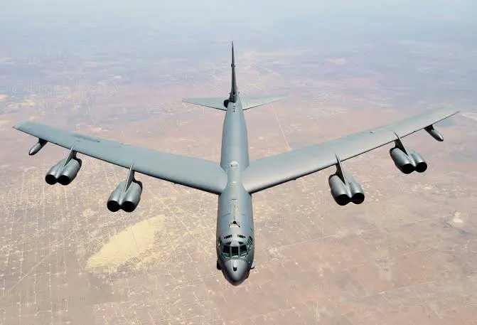 🚨 #عاجل | القاذفة الأميركية B-52 تهبط في إسبانيا للتزوّد بالوقود وسط أنباء عن توجّهها نحو الشرق الأوسط خلال ساعات!
تحرّك مفاجئ يثير تساؤلات حول مهمة غامضة ورسائل واشنطن في المنطقة 🇺🇸🔥
#B52 #عاجل #الشرق_الأوسط