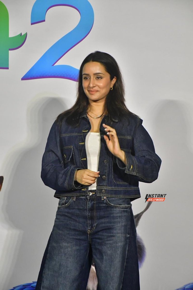 InstantBollywood tweet media