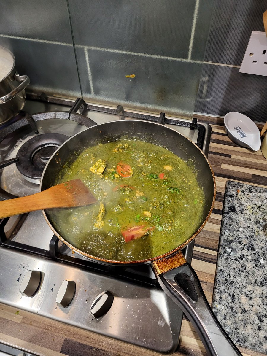 jde126hunter's tweet photo. Chicken saag tonight. Latifs inspired recipe #currynight https://t.co/GClWrbYd7C