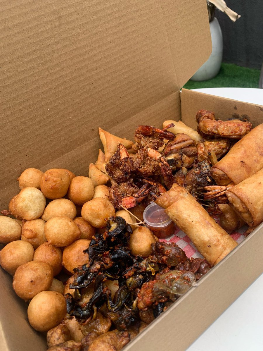 Please we have this box for immediate delivery!!!

It’s the seafood platter 

N50000 but you get it for N47500

Please we urgently need to sell this out
Please help me retweet 🙏🙏🙏