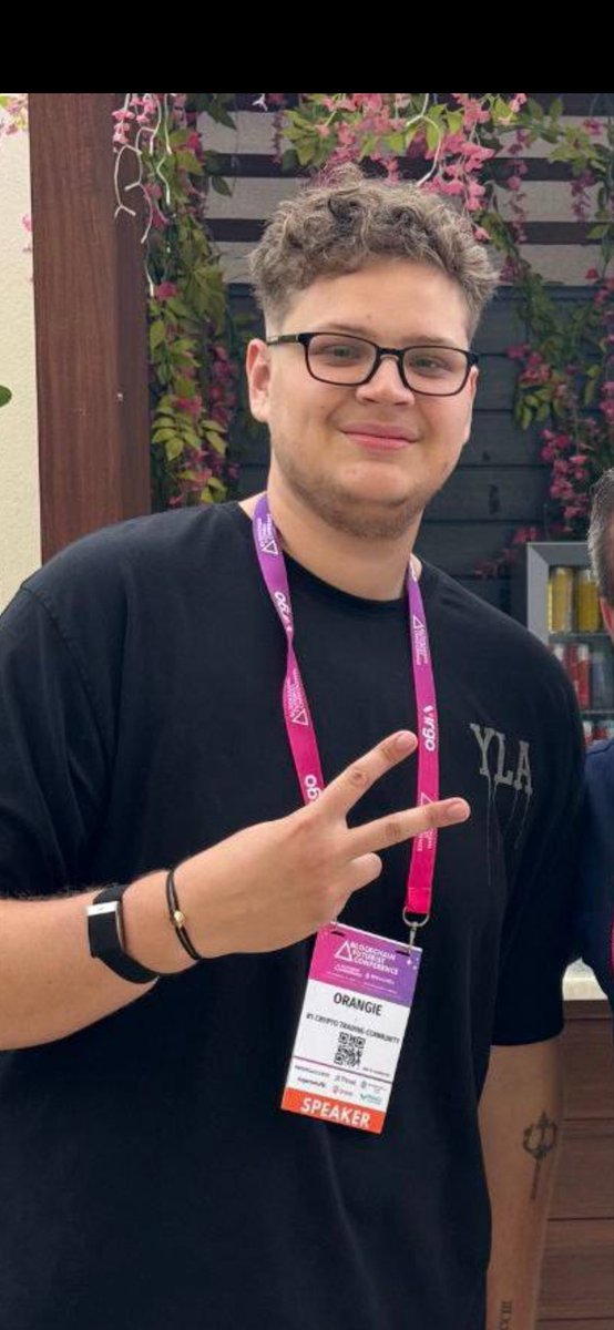 brezscales's tweet image. You so cute @orangie