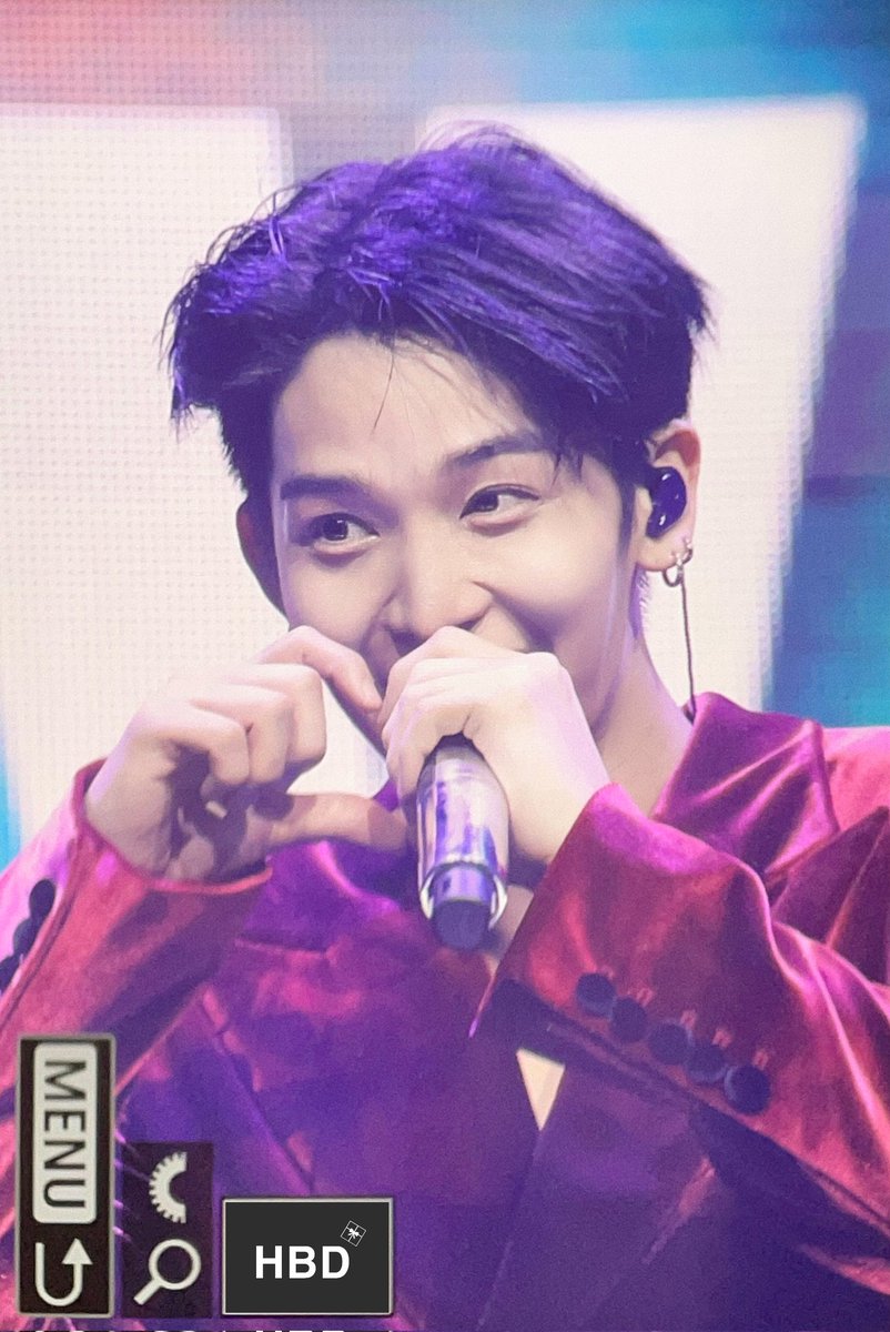 251108 BEGIN, YOUNG 
지녕이 짜란다짜란다짜란다~~🫳🏻🫳🏻🫳🏻🐈‍⬛
#배진영 #BAEJINYOUNG
#BEGIN_YOUNG