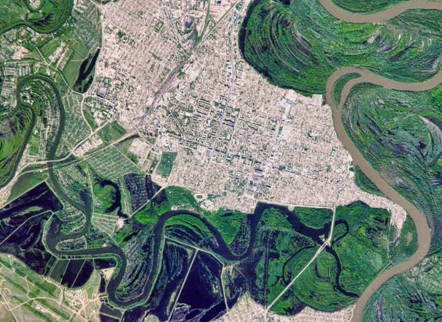 #Technologie et développement : la #RDC impliquée dans la standardisation géospatiale africaine africa-infos.cd/2025/11/08/tec… via <a href="/Africa/">Africa</a>-Infos.cd