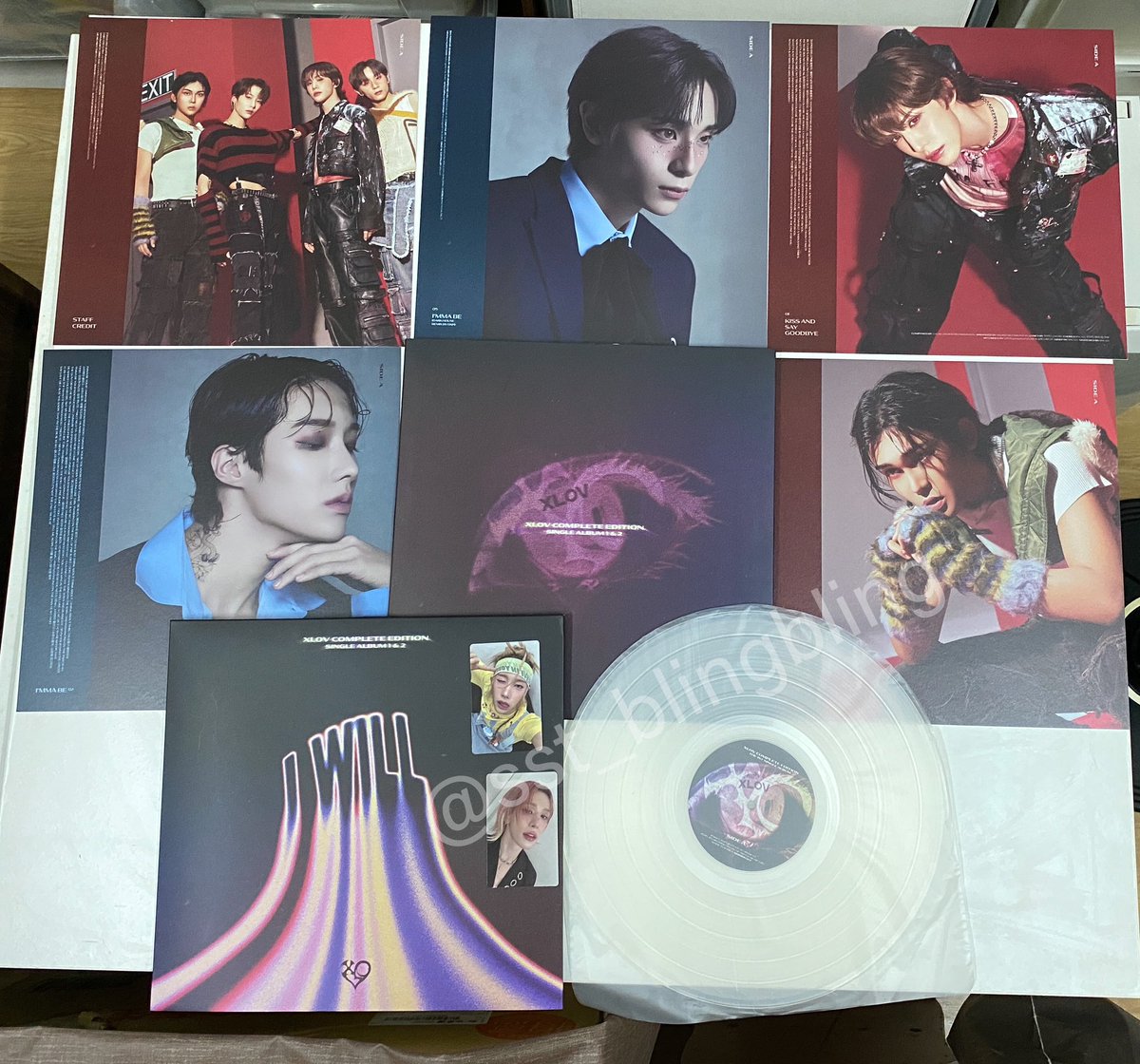 sst_blingbling's tweet photo. Unboxing ❤️‍🔥
💿 XLOV COMPLETE EDITION LP [I WILL] 
💽XLOV 1st MINI ALBUM [UXLXVE] Preordered 

#XLOV #엑스러브 #I_WILL #XLOV_I_WILL #UXLXVE #XLOV_UXLXVE https://t.co/fWSMhCNoql