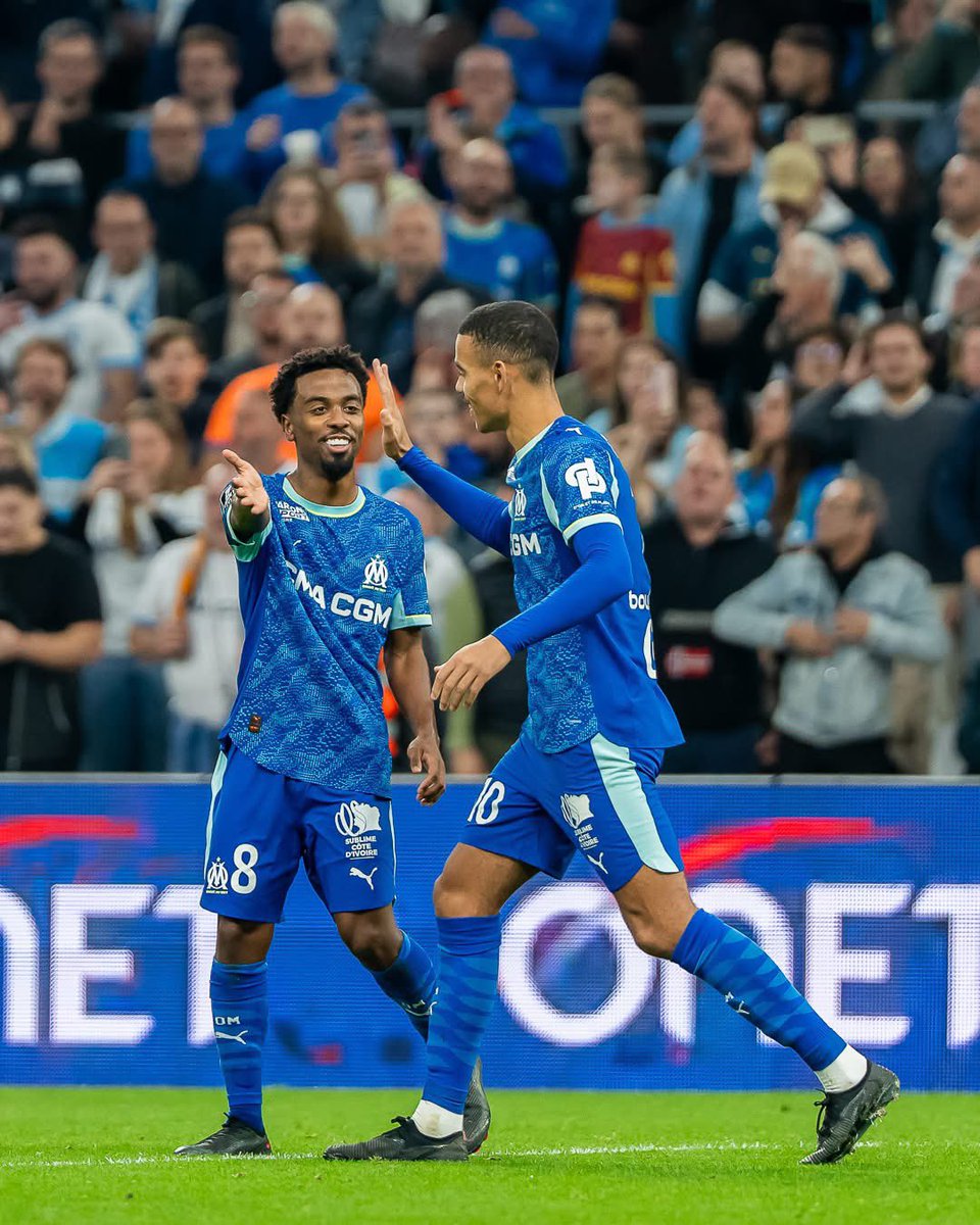 Alessandro93403's tweet photo. ⏱️ 𝗠𝗜-𝗧𝗘𝗠𝗣𝗦 !!

L’OM mène 2-0 à la pause.

#TeamOM #OMSB29 | 📸 @OM_Officiel https://t.co/bHOh2miojX