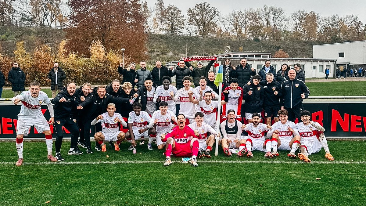 jungundwild's tweet photo. Überragender Samstag im Nachwuchs! 🤩

#VfBU19: 3:2-Sieg gegen Eintracht Braunschweig!✅
#VfBU17: 6:2-Sieg gegen den FC Bayern München!✅
#VfBU16: 2:1-Sieg gegen den SSV Reutlingen! ✅
#VfBU15: 1:0-Sieg gegen die TSG Hoffenheim! ✅

#jungundwild | #VfB https://t.co/Mp2MmEgpMp