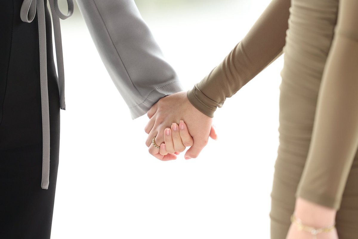 j_jayyna's tweet image. 🤍

PRESSURE
#พิษรักEP8