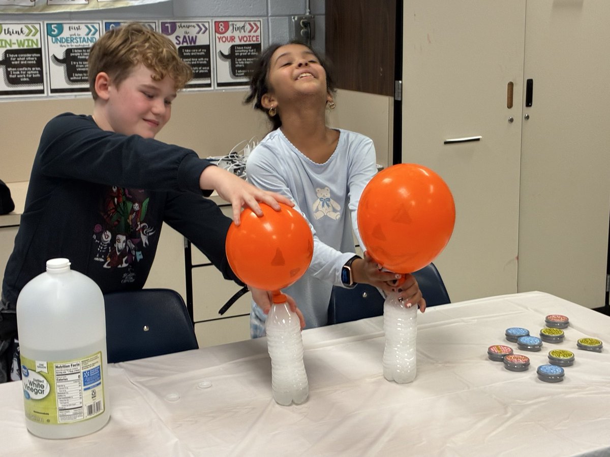 StillElem's tweet image. 🔬❄️ The Science Olympiad Club had a blast with seasonal science &amp;amp; engineering fun! From frosty reactions to festive builds, creativity was in full swing. 🧪⚙️ Huge thanks to Ms. Soued for leading with passion and inspiring our young scientists! 💙 #ScienceOlympiad @cobbscience