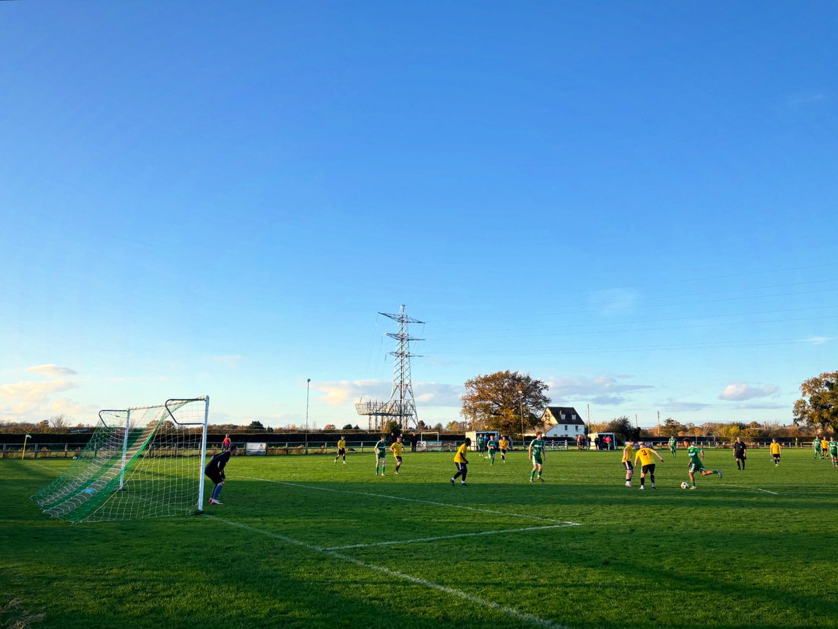Match 46 of 2025/26:
Ground 802 - Elm Tree Playing Fields.
<a href="/KCFL1516/">Kent County FL News</a> Division Two Central
<a href="/PaddockWoodFC/">Paddock Wood FC</a> 3-2 <a href="/CrockenhillFC16/">CrockenhillFC 🐊</a>.
Attendance: Free.
#grassroots #nonleague #groundhopping