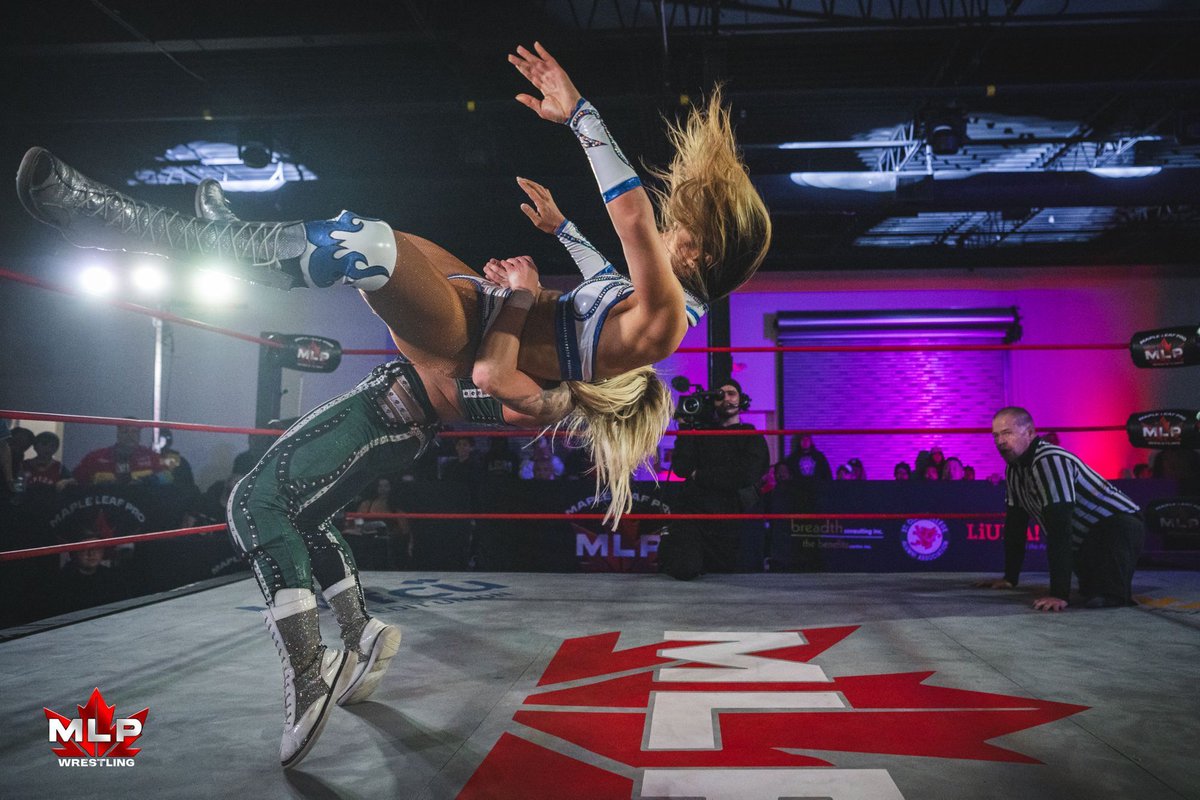 MapleLeafPW's tweet photo. The Champions of MLP (@giseleshaw08 &amp; @Walking_Weapon) joined forces at Reena Rumble to face the duo of @_TaylorRising and Kris Chambers (@Thehalfbakedkid)

📸: @ShootTheIndies https://t.co/PqkZkifdtF
