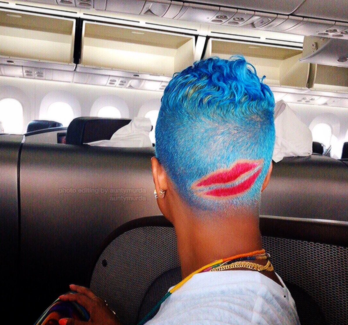 auntymurda's tweet photo. kelis. https://t.co/slHJZN3jOZ