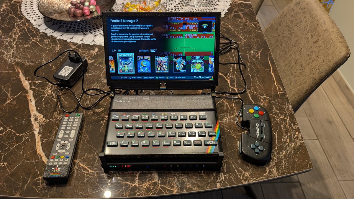 THEredbull70's tweet image. #zxspectrum #spectrum #levitator and here is the portable spectrum.