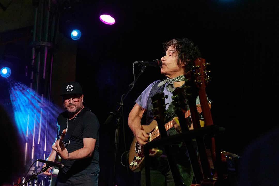 John Oates tweet media