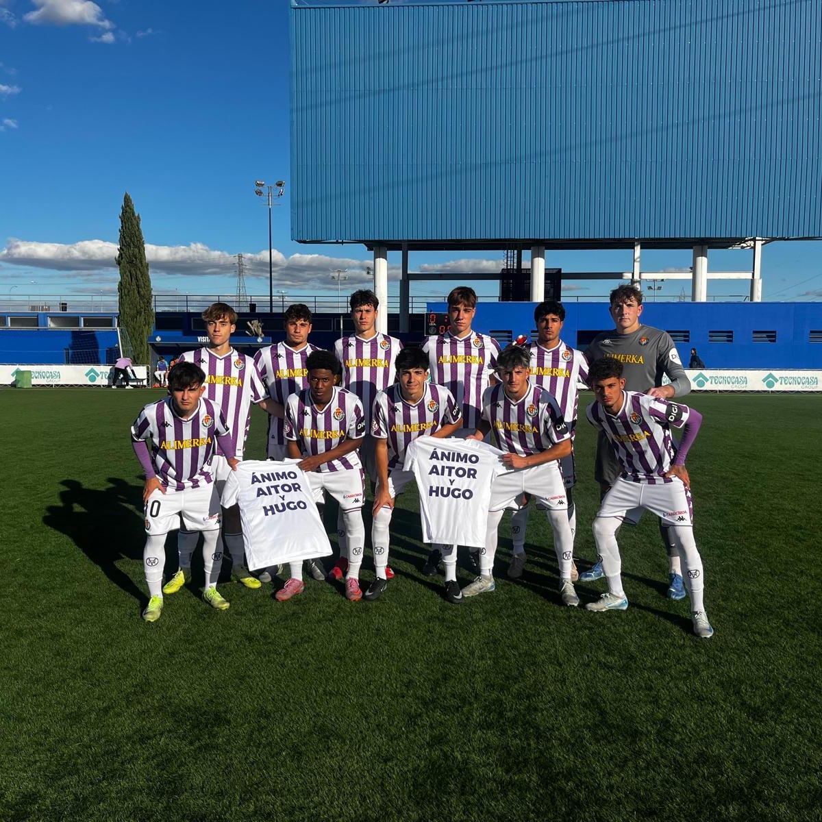 🤝🏻💜 El #RVJuvenilA, que antes del inició salió con camisetas en apoyo a sus compañeros lesionados Aitor y Hugo Calvo, empató (2-2) en su visita a <a href="/LaBaseGTF/">La Base</a> 

⚽️ Adri Rodríguez (2)

#pucela #RVcantera
