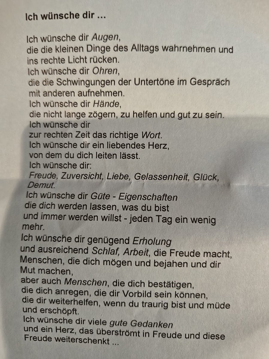 AFactBot's tweet image. schoenes bild