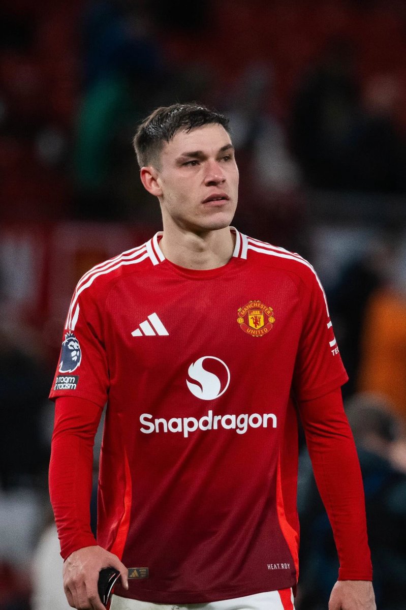 byte_wan's tweet photo. People criticize Dalot and leave out Urgate is really funny 🤣🤣🤣Urgate is worse than Dalot, even worse than Dorgu . Out please😭 https://t.co/jFeC5MNzbn