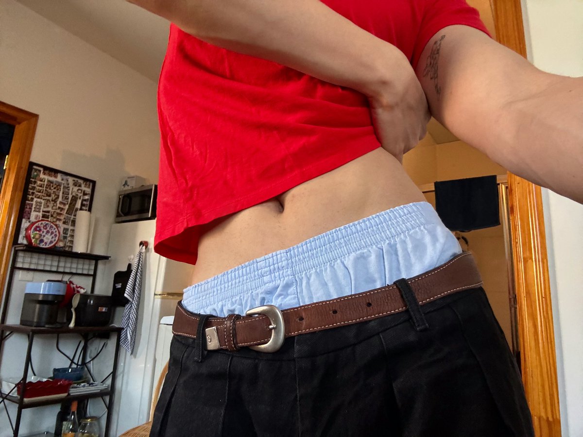 towson↯ tweet media