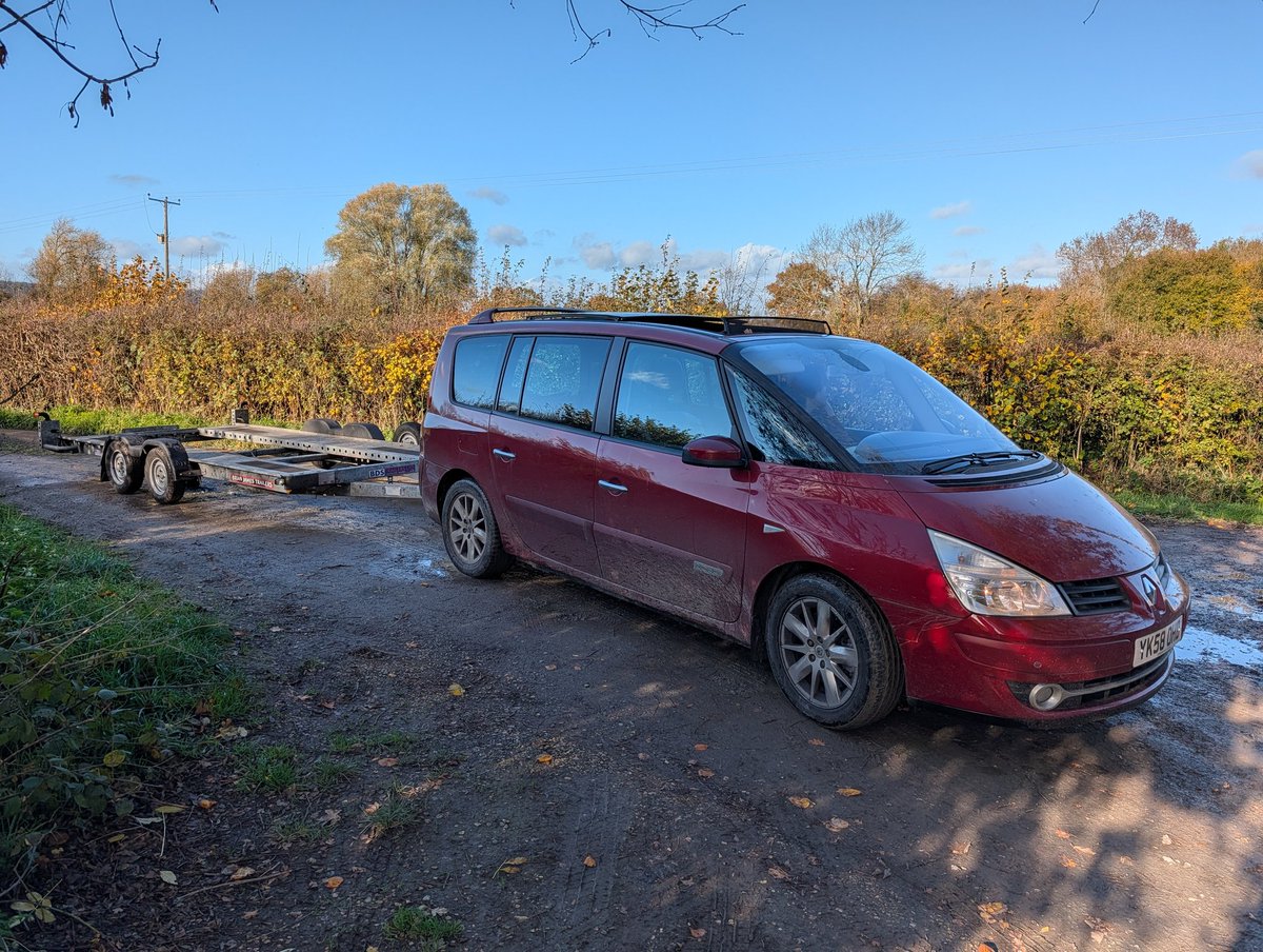 Welcome to the newest addition to the fleet!

This was either a genius idea, or the begining of my downfall.

Before anyone asks, the key numbers are 2000kg and 1470kg.