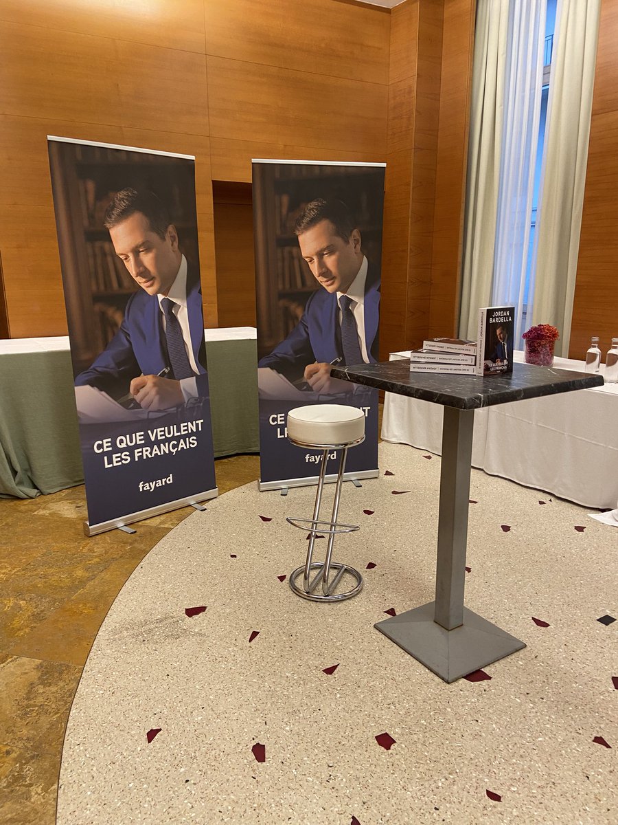 Lucie🫧 tweet media