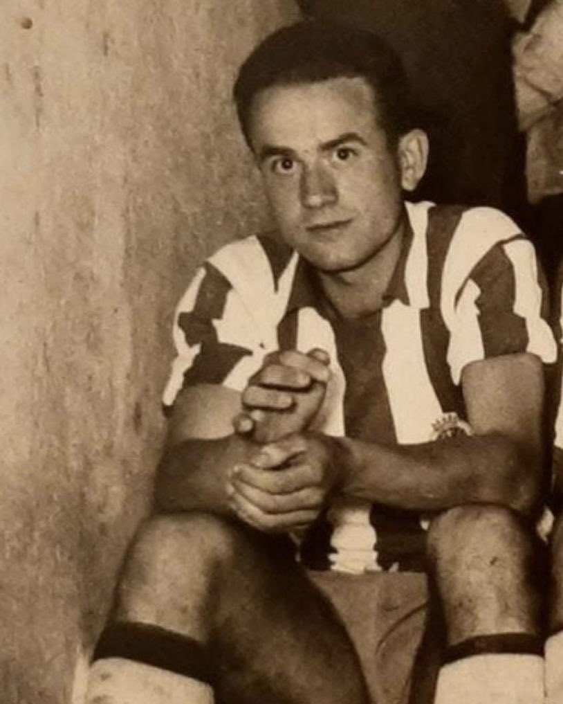 El Girona FC vol mostrar el seu condol a familiars i amics de l'exjugador del Girona FC, Josep Ribera, mort avui als 89 anys. Format al futbol base blanc-i-vermell, Ribera va jugar amb el Girona del 1955 al 1958 i del 1966 al 1969. 

Formava part d'una nissaga que completaven els