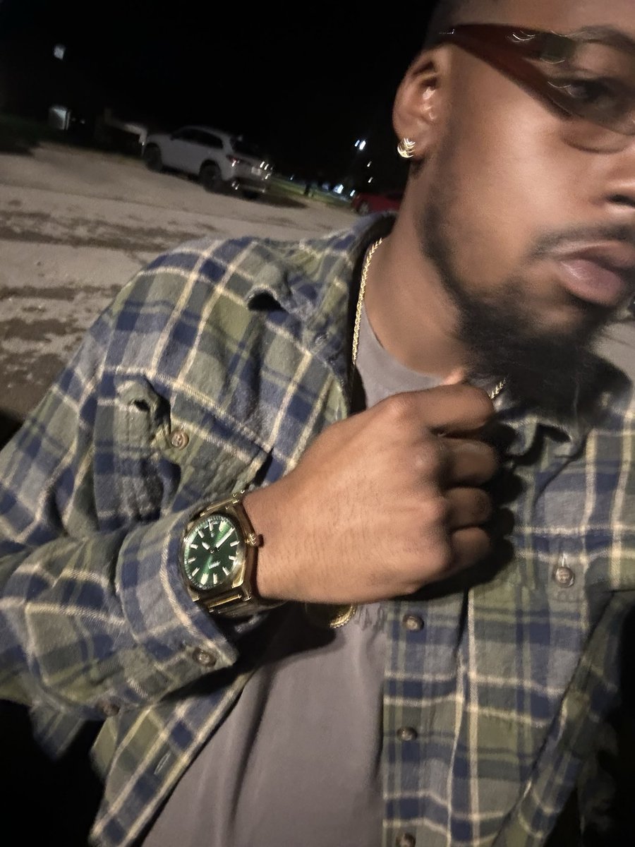 RealD114's tweet photo. Around the way pt.2 https://t.co/LzXwsqkkNf