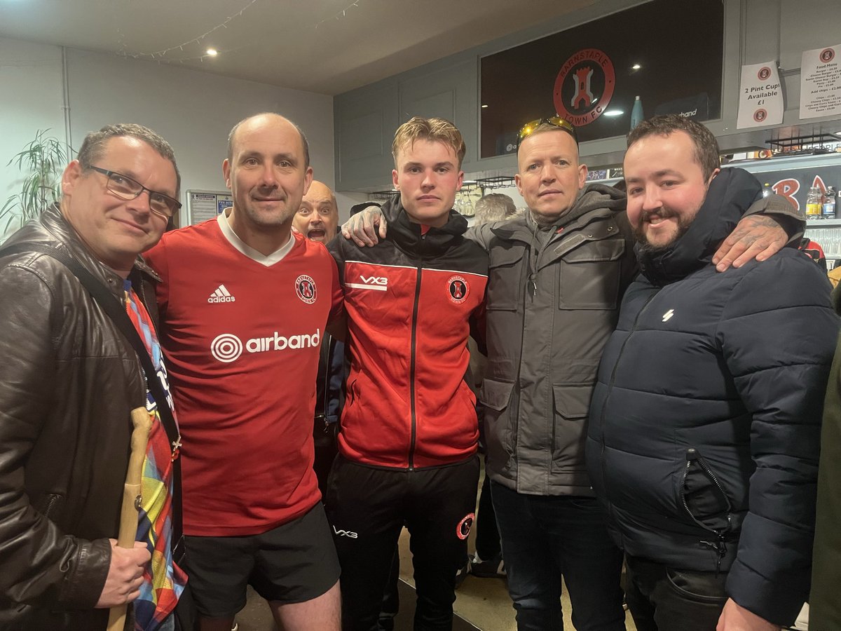 Supporters MOTM

Our fantastic fans have chosen Scott Piper to be their Man Of The Match thanks to his brilliant performance 

Well in Pipes

#BARSHE #UpTheBarum