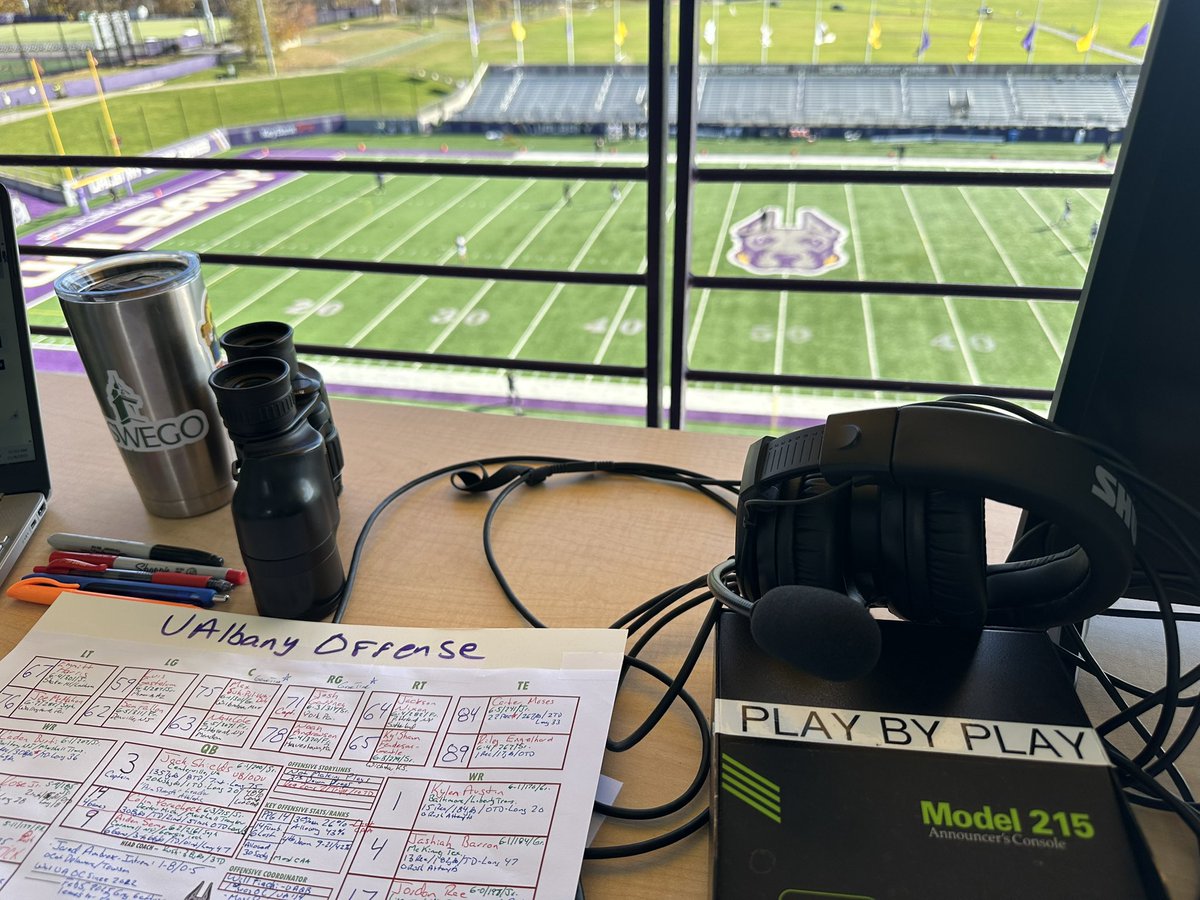 Going back to college today. <a href="/UAlbanyFootball/">UAlbany Football</a> hosting <a href="/BryantAthletics/">Bryant Athletics</a> at 1pm on <a href="/flosports/">FloSports</a>. Join Matt Kearns and I on a perfect day for fall football!