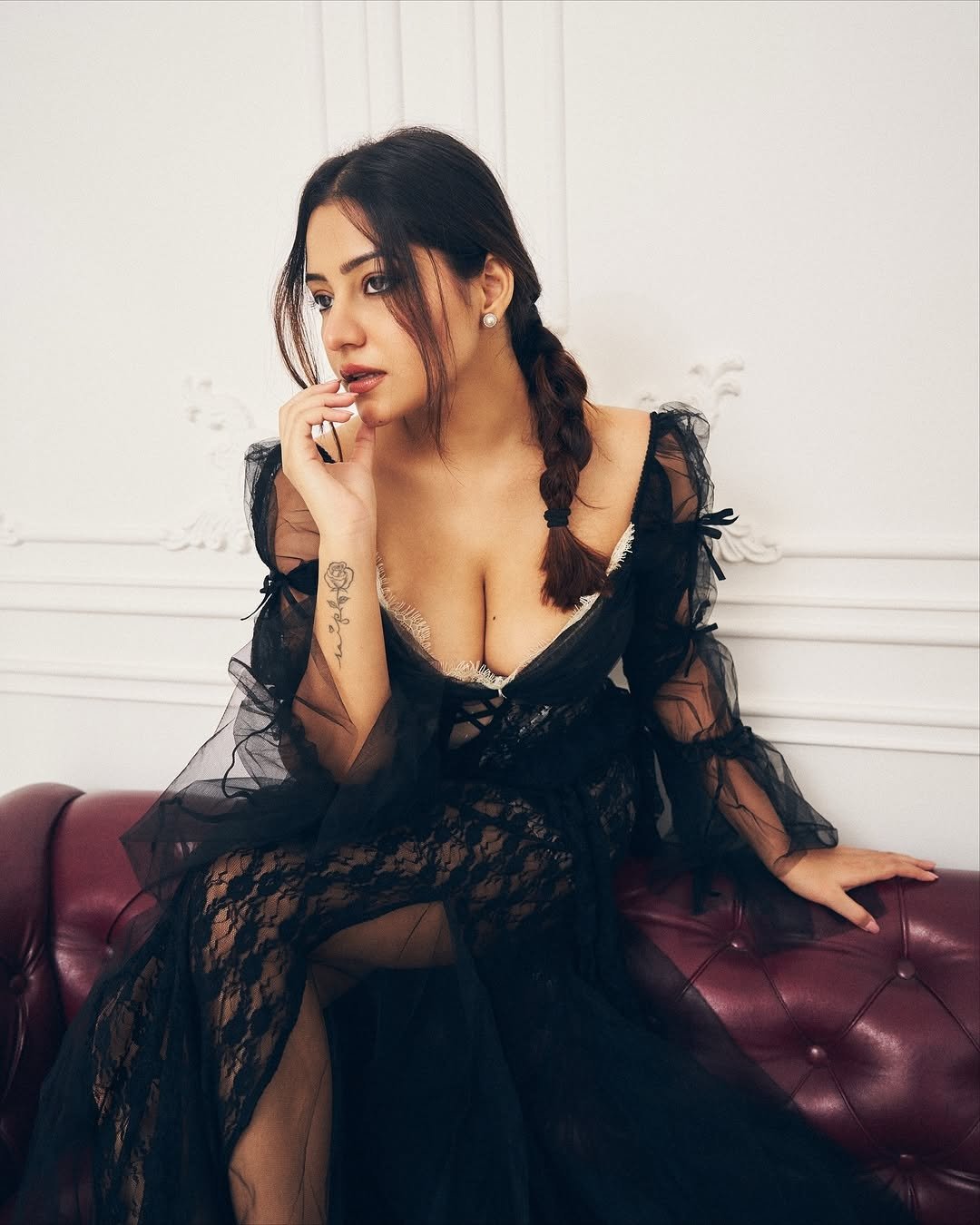 G5P7yOIaEAECkkp?format=jpg&name=large