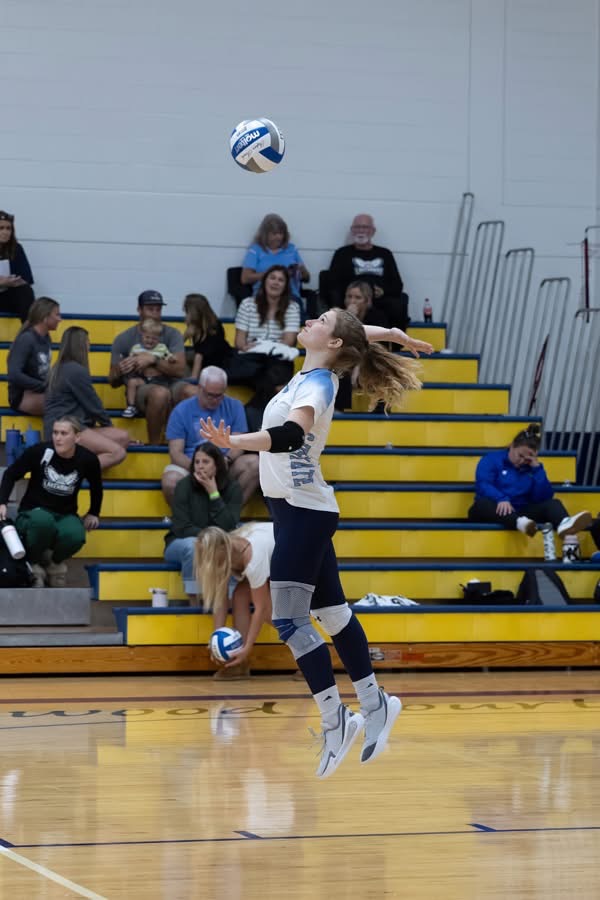 Moments from game one as we get ready for the CHAMPIONSHIP match today 🤩

📸: Simone Amaduzzi (Photos 2 - 4)

#SJRState #Volleyball #VikingAthletics #VikingsKnowNoBoundaries #LetsGoVikings