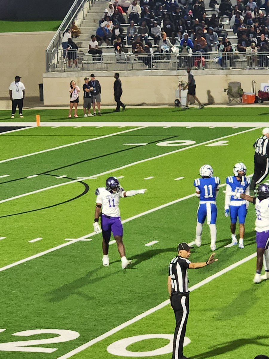 I finally got to see <a href="/luhjayt/">Jayden Terry</a> play in the #CrosstownShowdown against North Crowley! <a href="/CTownEaglesFB/">CrowleyFootball</a> and <a href="/CarlosLynn/">Carlos Lynn</a> got a good senior DE on that D-Line! <a href="/dctf/">Dave Campbell's — TexasFootball.com</a> <a href="/CoachTBush/">Travis Bush</a> <a href="/CoachTankOL/">Marcus Alexander</a> <a href="/nicholasDgraham/">Nick Graham</a> <a href="/jakelangi/">Jake Langi</a> <a href="/JWilson_2/">Julian Wilson</a> <a href="/CoachLoop/">Curtis Luper</a> <a href="/CoachMart1nez/">Coach Randy Martinez</a> <a href="/CoachMooring/">Coach Issac Mooring</a> <a href="/CoachNickHolt/">Nick Holt</a>
