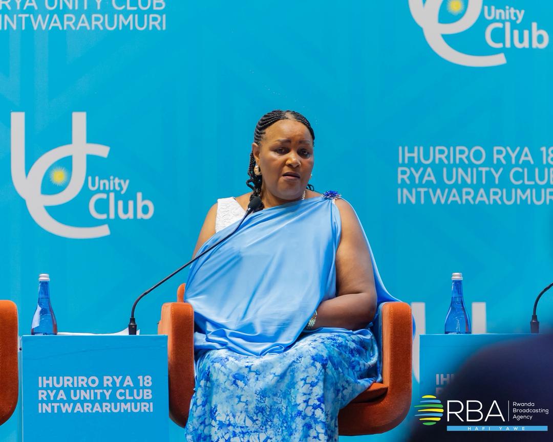 rbarwanda's tweet image. Umuyobozi wa Komisiyo y’Igihugu ishinzwe gusubiza mu buzima busanzwe abahoze mu Ngabo, Nyirahabineza Valérie, yavuze ko ubuyobozi bwiza bw’u Rwanda burangajwe imbere na Perezida Paul Kagame, bwakoze amahitamo meza yo kwimakaza ubumwe bw’Abanyarwanda, bityo buri Munyarwanda wese,…